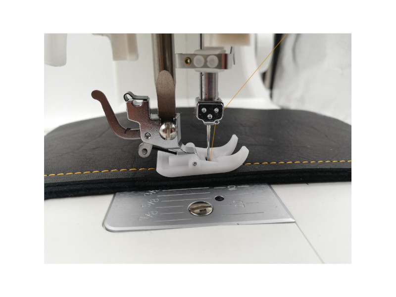 VERITAS Nähmaschine POWER STITCH 17 (1346)