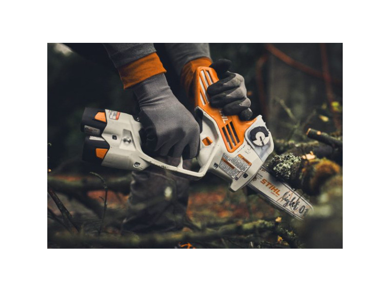 STIHL Akku Gehölzschneider GTA 40 mit 2x Akku AS 2 und Ladegerät AL 5-2