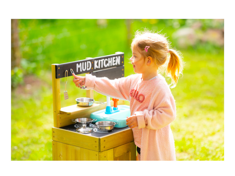 TP TOYS Holz Matschküche inkl. Waschbecken