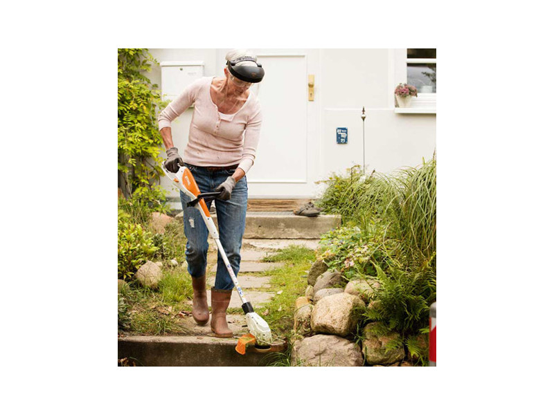 STIHL Akku Rasen Trimmer FSA 45 Compact mit Akku und Ladegerät