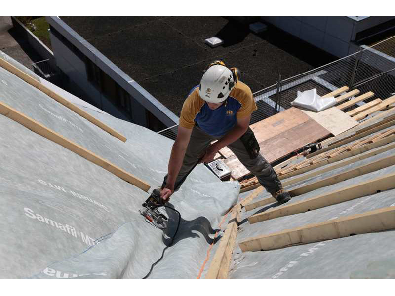 WELDY Miniwelder Roof2 - Heizkeil-Schweißautomat für Unterdachbahnen - 158.291