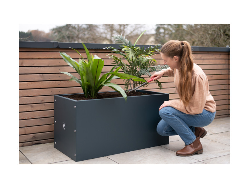 HERSTERA Pflanzgefäß Metall 150x50x50 anthrazit