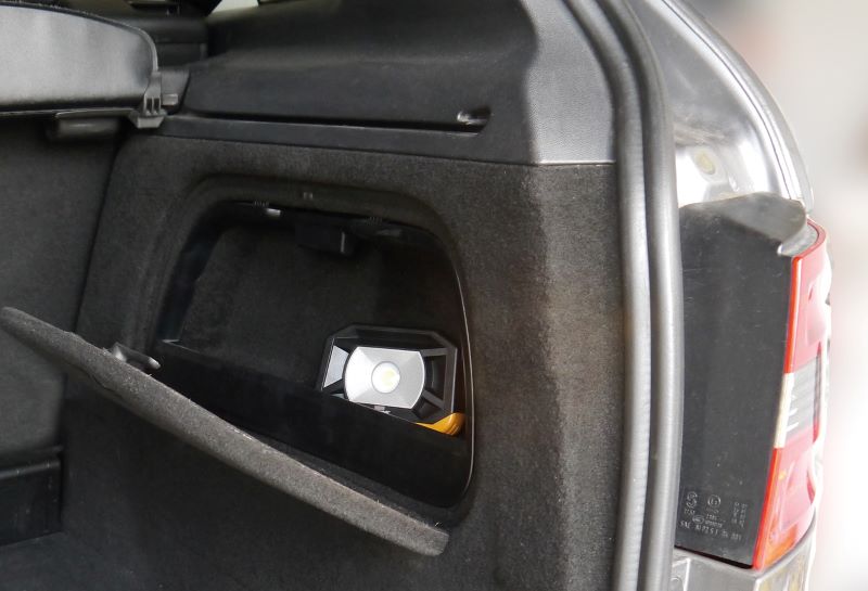 BRENNENSTUHL Akku LED Arbeitsleuchte PF 1000 MA