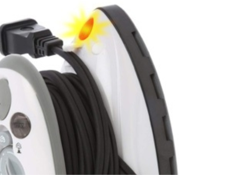 VERITAS Dampfbügeleisen MINI STEAM mit Silikonmatte für Näharbeiten