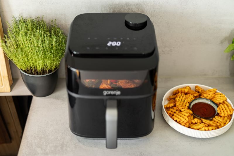 GORENJE AirFryer Steam - Heißluft-Fritteuse (6,7 Liter) AF1800ST