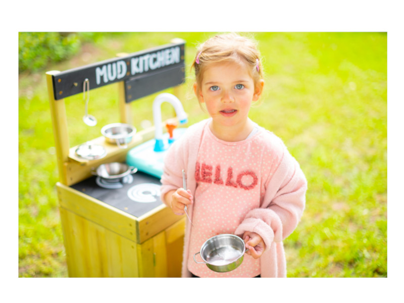 TP TOYS Holz Matschküche inkl. Waschbecken